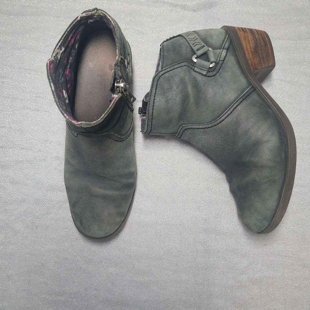 Teva Foxy Ankle Boots Womens 9 Gray Leather Stacked Heel‎ Boho Indie Festival